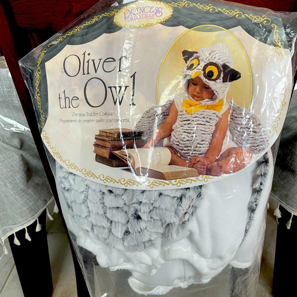 NWT Oliver the Owl costume (6-12 months)